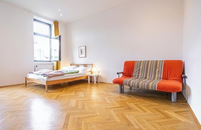 Cozy 4BR Apt Garden Close to Danube - Foto 11