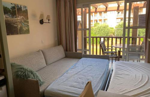 Cap Esterel 2 pièces Climatisé 4-5pers Piscines Parking Draps Wifi - Foto 6