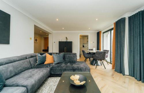 Eagleside Apartments, Luxury 2-Bedroom Apartment Near Gleneagles, Sleeps 4 - Foto 8