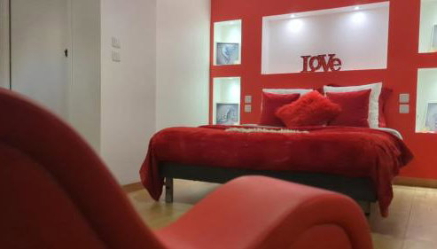 Love Room Perpignan Jacuzzi & Ambiance romantique - Foto 3