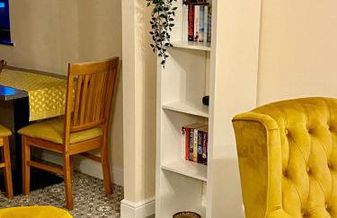 Oaklodge House - Photo 53