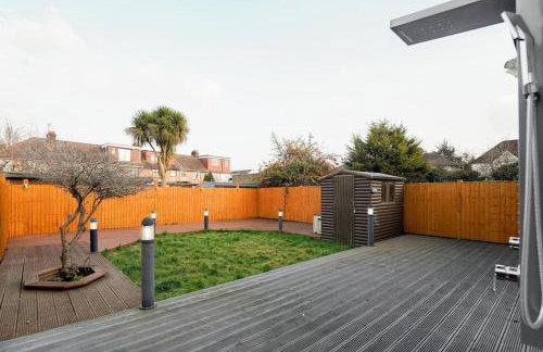 Beautiful 4 Bed Immaculate Condition Refurbished Property - Foto 19