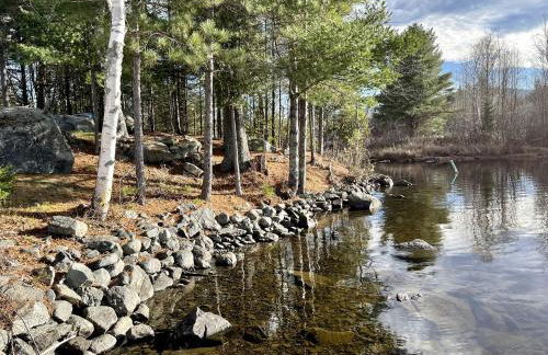 Gorgeous Cottage with Hot-tub and Games in Beaver Cove, Maine - Foto 14