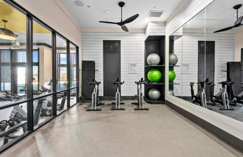 Serene Frisco Apt with Pool, EV Charger and Gym - Foto 20