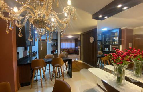 Residencial Don Alfredo-Luxo Gramado 2 km do centro locação de temporada - Foto 2