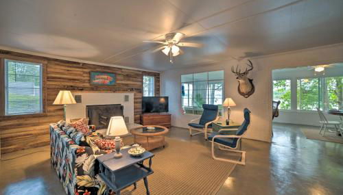 Kentucky Lake Cabin with Private Dock and Fire Pit - Foto 4