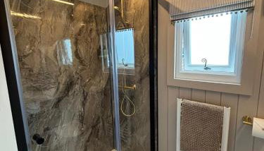 Ewes Rest Shepherds Hut - Foto 5, towels, Shower