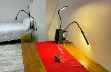 Hendon Basement Studio - Photo 15