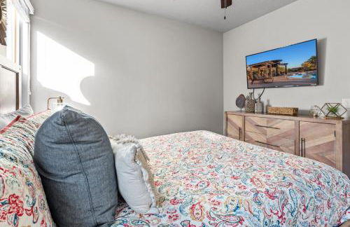 Paradise Village 115 Poolside Heaven Private Hot Tub and Ping Pong Table, Community Water Park and Kids Cove - Foto 30