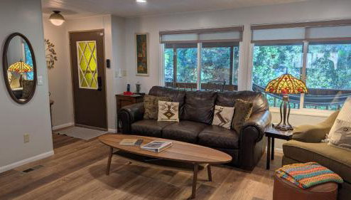 Peaceful Pines Place, a cozy mountain hideaway wAC - Foto 1