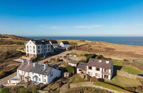 Gwel Y Mor Penthouse by Birch Stays New Home - Photo 51