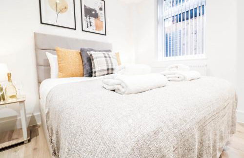 The Dashwood Suite - 2BR Modern Apt with Stylish Design Decor, Free Secure Underground Parking & 50" Smart TV - Foto 43