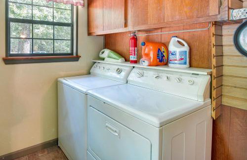 Pet-Friendly Elkins Vacation Rental with Decks! - Foto 20