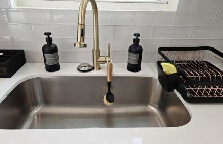 4BR Sleeps 12 Walk to Beach Pool Yard Dogs New 2023 Build - Foto 26