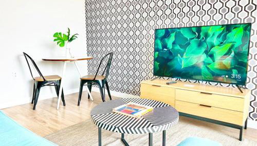 Beautiful One Bedroom Apartment With View of City - Foto 5