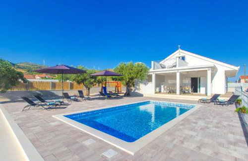 Villa Antonia with heated pool - Foto 1