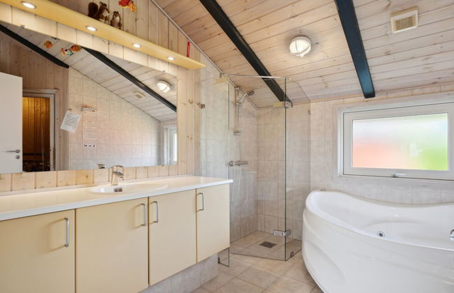 "Inge" - 300m from the sea - Foto 19