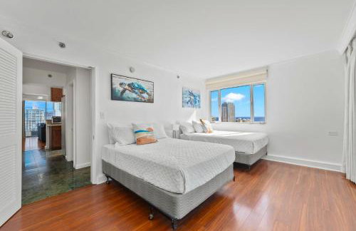 Honu Hale Penthouse 2 BDR Ocean View Waikiki - Photo 34