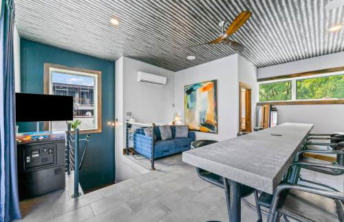 Amazing Rooftop Patio Overlooking street - Foto 25