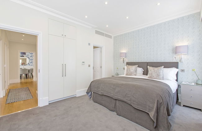 Chesham Court - Photo 18