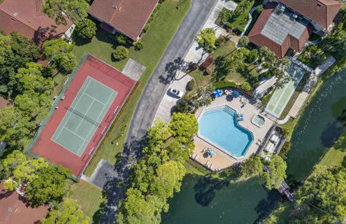 Florida Oasis Fully Equipped • 12 Min to Beaches - Foto 3