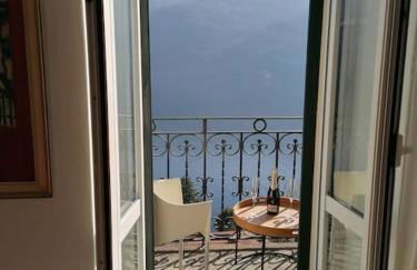 Simo House Stunning Lake View Balcony AC - Foto 5