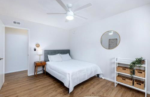 Echo by Coast to Cactus - Family-Friendly Home - Photo 39