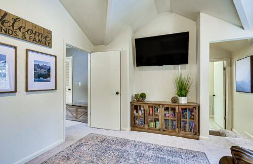 Solitude Mountain Cabin Creek-Side View and Hot Tub - Foto 22