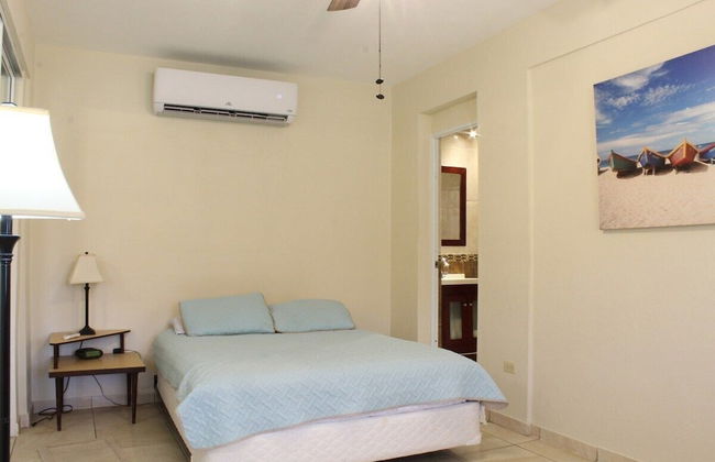 Beachfront Studios - Photo 5