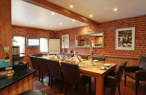 Tonge Barn - Photo 20