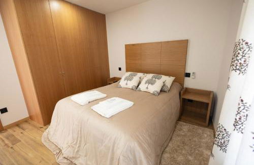 Casa Grande Gondomil com Campo de Padel, Piscina - Foto 35