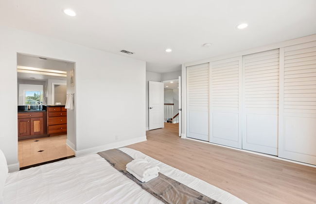 Waterfront Retreat With Stunning Views Modern Co - Foto 72