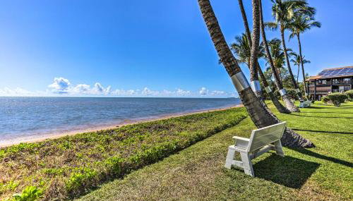 Molokai Island Loft Lanai, Pool and Walk to Beach! - Foto 1