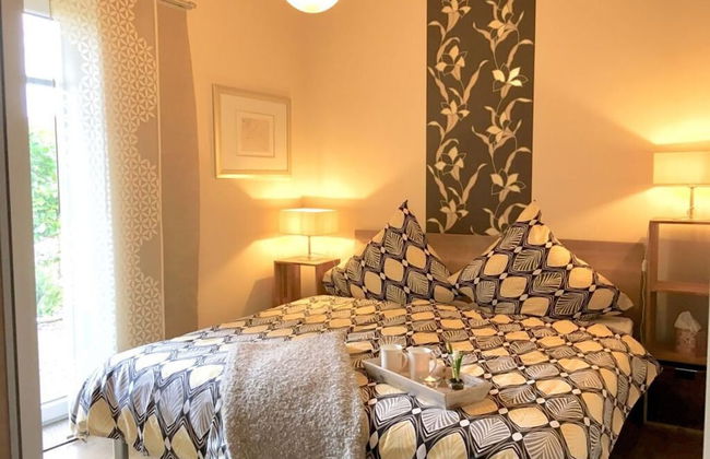 Ambiance Modern Retreat - Photo 1