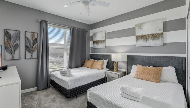 2940 - Elegant 5BR Villa at Storey Lake Resort Comfort Luxury and Proximity Disney and Universal - Foto 5, Habitación