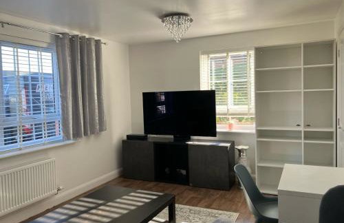 Sheffield 3-Bed Warm Comfy home - Photo 15