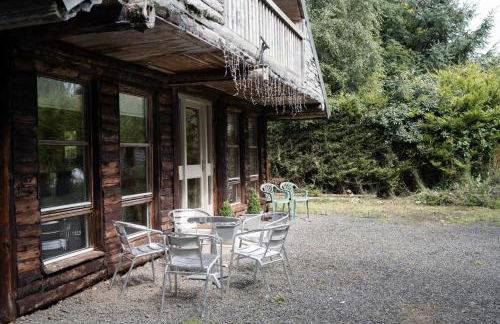 Lilly Lodge; nestled within the forest. - Foto 34