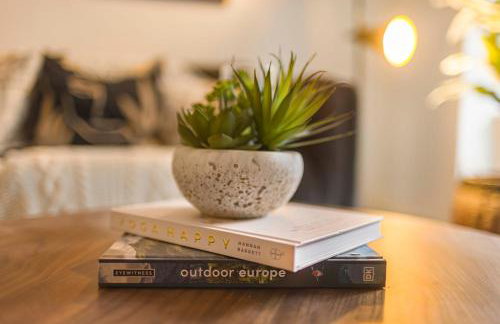 Luxury Mottram Peak District Townhouse with EV Charger - Foto 17