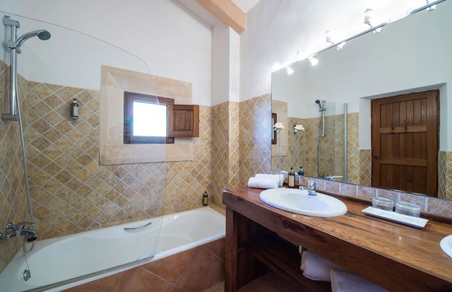 Hotel Rural Can Feliu - Photo 32