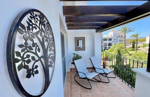 Stunning apartment with overflow pool and golf view - Foto 8