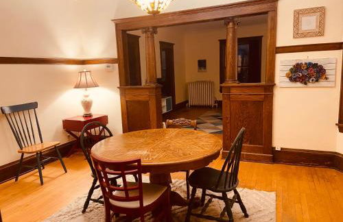 Treetop Apartment in the Heart of MPLS - Foto 4