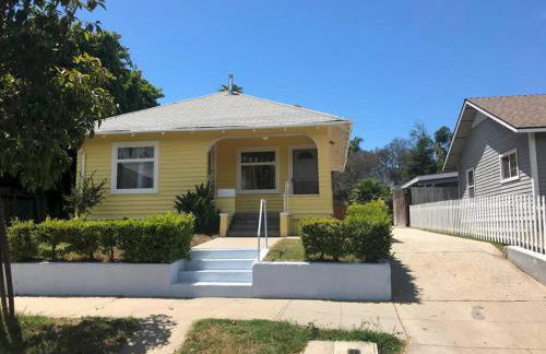 Ruth House Original Craftsman PETS, walk to State st. - Photo 15