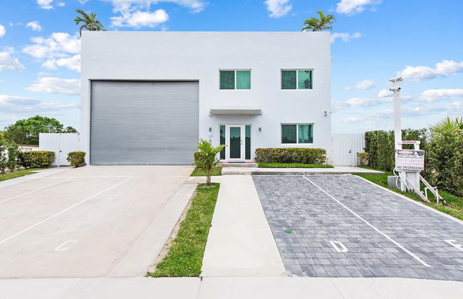 Unique Retreat - Unit E: Rustic 3rd-floor Hideaway - Foto 25