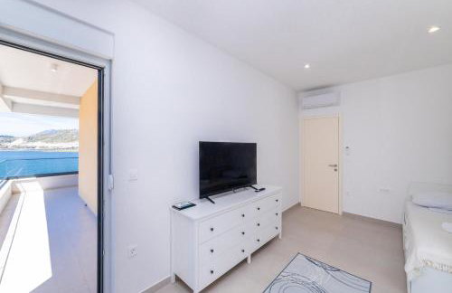 Familiy Villa Navis with heated pool - Photo 102