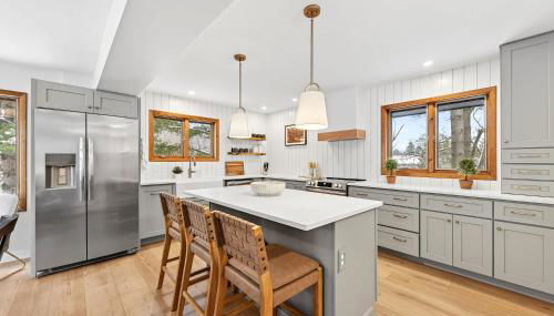 Updated 3BR Townhome Across From Holiday Valley - Foto 2