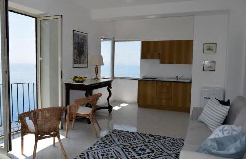 IL GIARDINO SELVATICO DI SUCCELLARIO - APARTMENTS - Foto 4