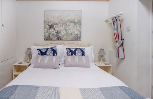 Lisle Combe Cottage - Photo 24