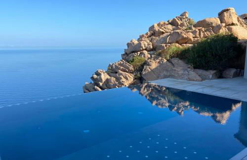 Luxury Villa with unmatched view and Sea-Fall Pool - Foto 36