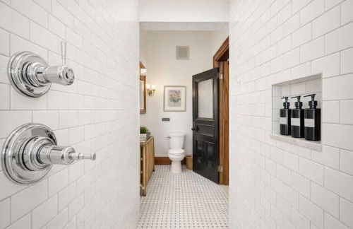 Dancing Moon Luxury Loft and Event Space - Sleeps 12 - Foto 16