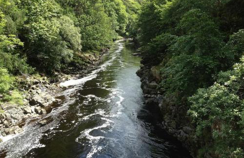 The Blue Cottage with luxurious Super King bed - Photo 54